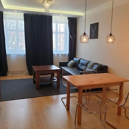 Apartamenty Rynek Лежайск Екстериор снимка