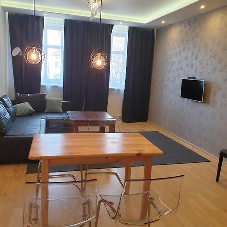 Apartamenty Rynek Лежайск Екстериор снимка